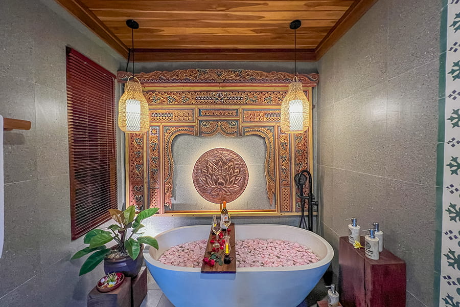 One Bedroom Deluxe Suite
